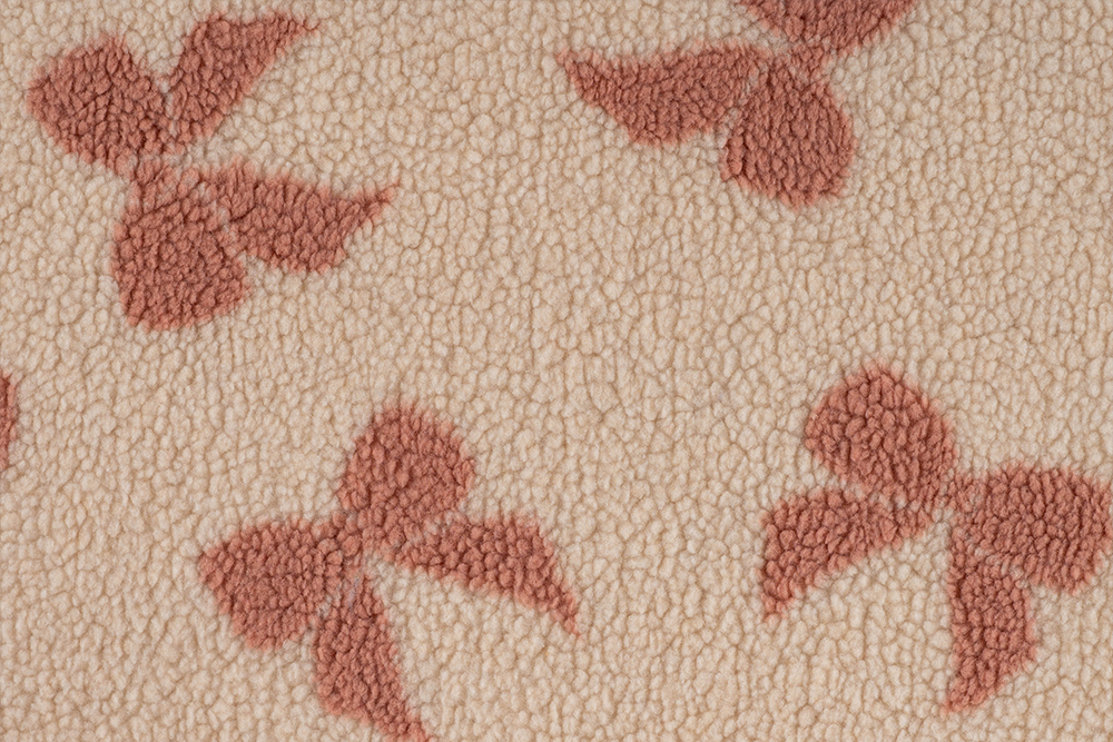 Kuscheliger Teddy-Fleece mit süßem Schleifenmuster – flauschig weich und ideal für Kleidung, Kinderprojekte und Wohnaccessoires.
 Fl5225 Teddy Schleifen S4y Fleece Teddy Fleece - Schleifen