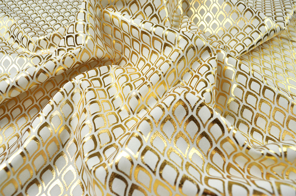 Toller Stoff mit effektvollem Design Fn1209 Effektstoff Marrakesch Weiss Silber Neu Glanzstoffe Effektstoff Marrakesch - Weiß/Gold