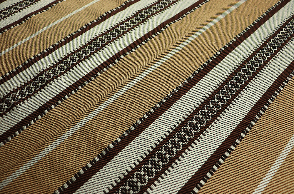 Ob für Ponchos, Indianerkostüme oder mexikanisches Flair - dieser Jacquard ist ein echter Alleskönner Fn1281 Mexico Braun(5) Kostümstoffe Kostüm-Jacquard - Poncho Brown