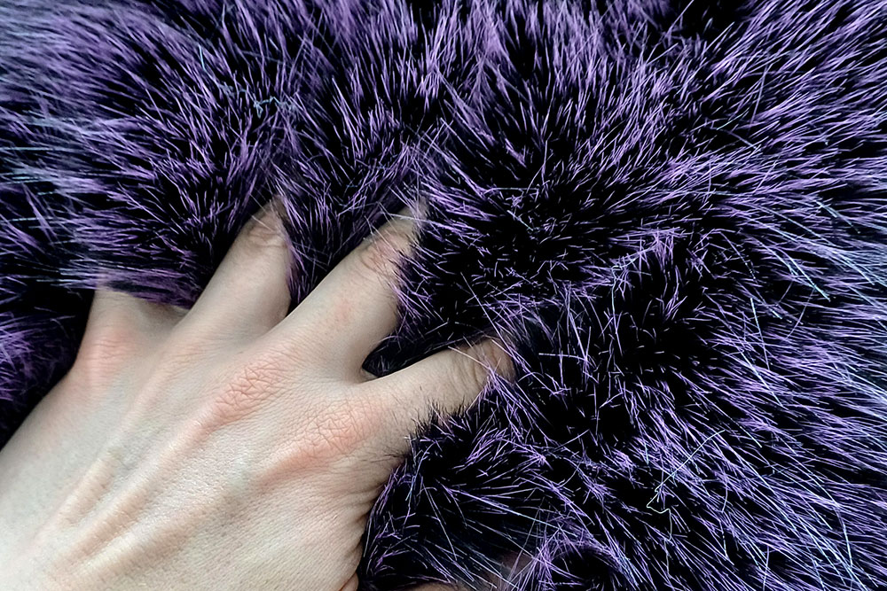 Super hochwertiger Kunstpelz in eleganter Farbgebung - beste Qualität für langanhaltende Freude! Fp1135280 Pelzimitat High Luxury Lila Fell deluxe Pelzimitat High Luxury - Lively Lilac