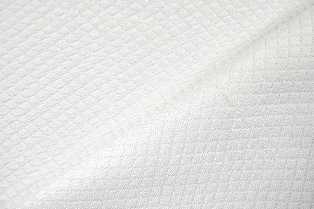 Wattierter Steppstoff in Weiß mit Rauten-Struktur für vielseitige Einsatzzwecke Gs5086 Steppstoff Wattiert Uni Bekleidungsstoffe Steppstoff wattiert - Raute - 310 cm - Weiß