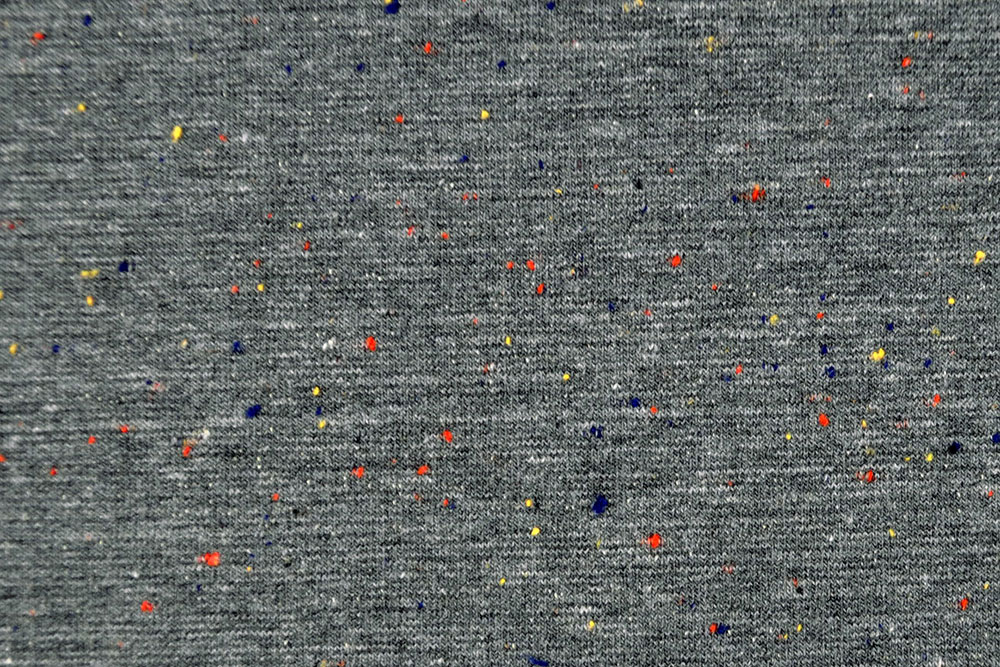 Dunkelgraue Jersey-Meterware mit bunten Sprenkeln - herrlich weich, dehnbar und hautsympathisch! Jersey Flanell Sprenkel Anthrazit S4 sonstige Muster Jersey-Flanell - Sprenkel - Anthrazit