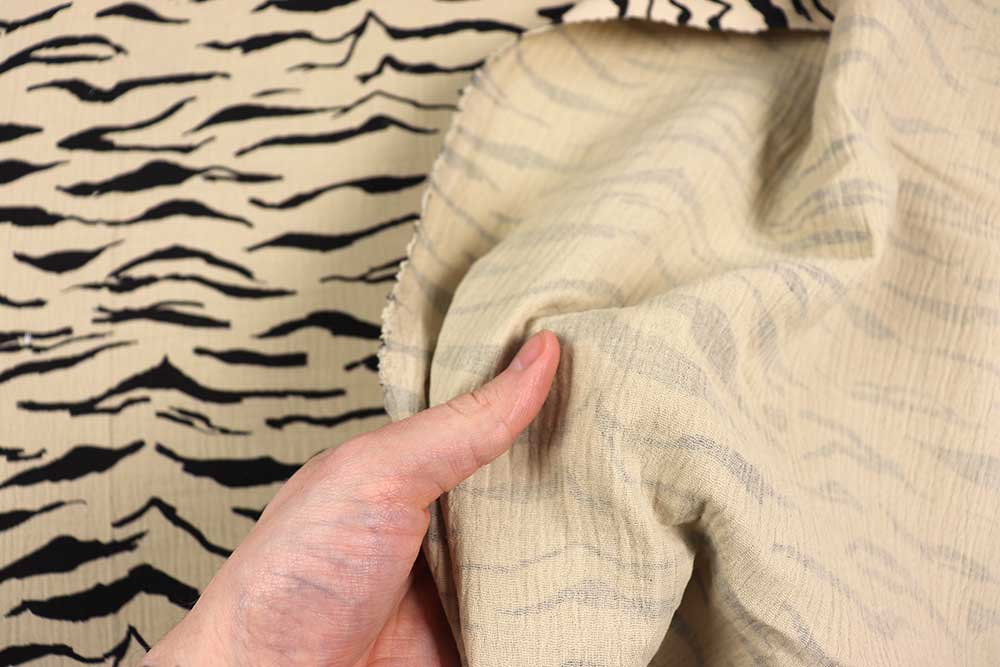 Super weicher Musselin aus reiner Baumwolle mit trendigem Tiger-Design Musselin Tiger S4 Baumwolle Tiere Musselin - Tiger