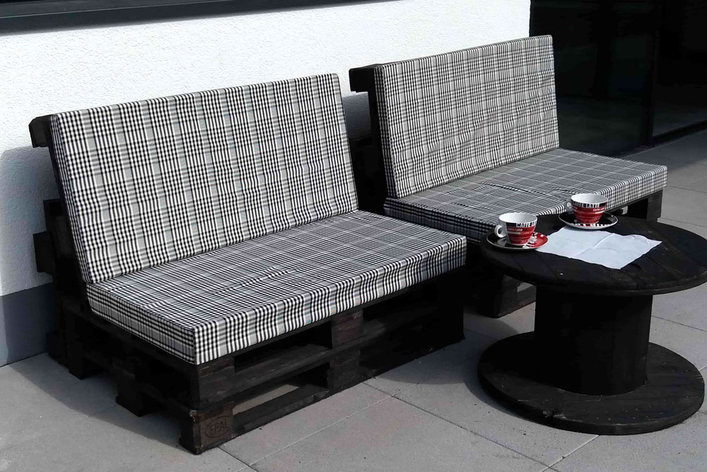 Scheuerfester Stoff mit klassischem Karo-Muster, der durch eine Teflon-Ausrüstung ideal für den Außenbereich ist Om5027 Outdoorstoff Glencheck S4y Gemusterte Stoffe Outdoor-Stoff - Teflon - Glencheck