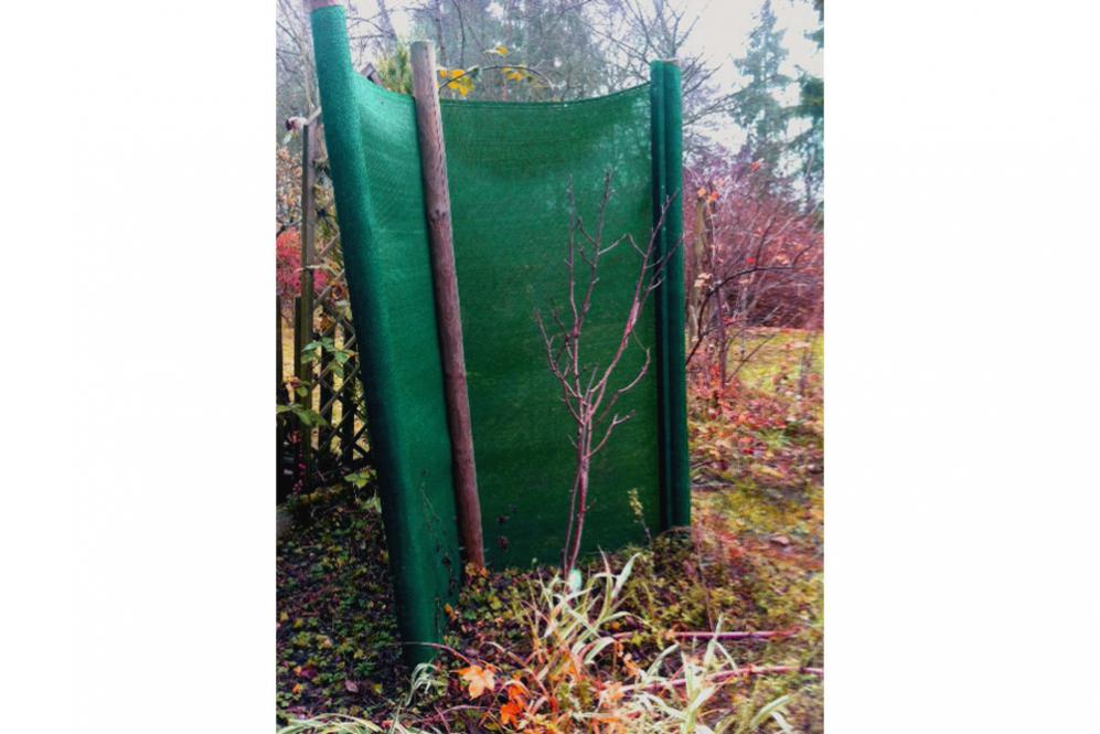 robustes und UV-stabiles Gewebe mit eingearbeiteten Knopflöchern Windschutz Gruen Z1 Gartenbau Wind- Sichtschutzgewebe - 1,8 Meter breit bzw. hoch