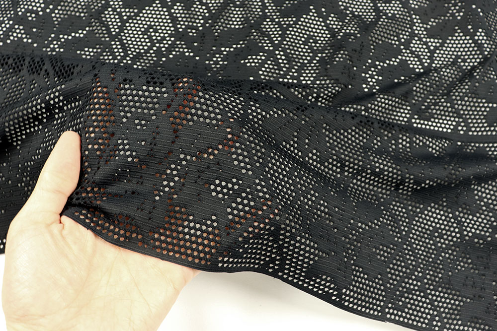 Halbtransparente Meterware mit elegantem Blumen-Design, verführerisch gute Qualität! Sp155162 bedr. Bekl. Stoffe Stretch-Mesh Premium - Big Black Lace