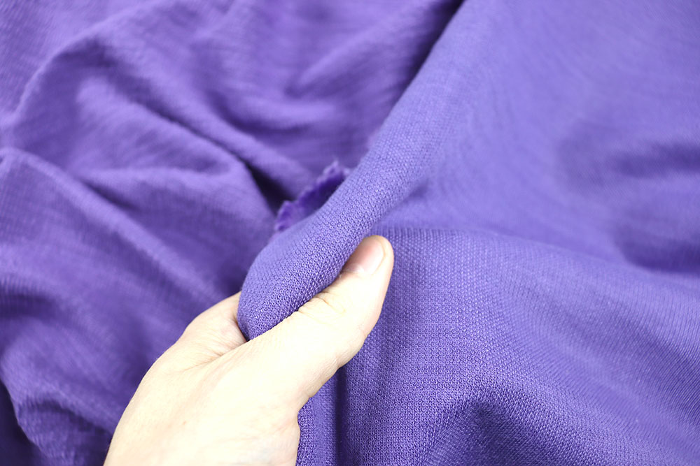 Trendy Farbe, 1A-Qualität, herrlich weich und warm! Sp155178 Sonderposten NEU Bouclé-Mix - Lila