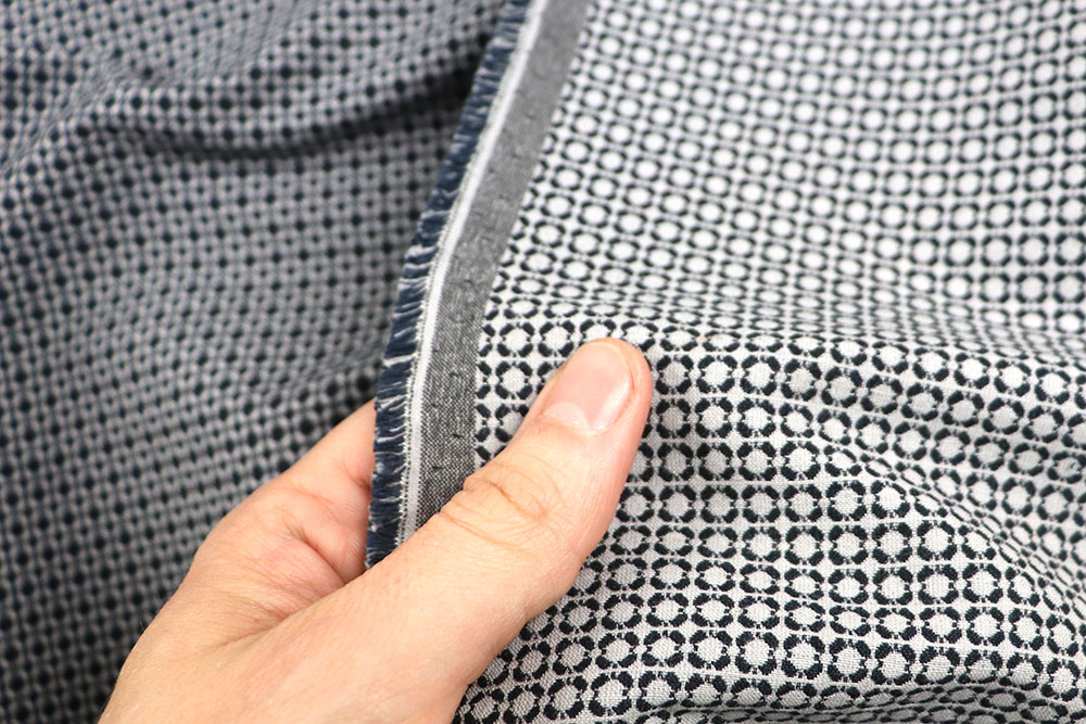 Stylischer Stoff, hochwertig verarbeitet - ideal für Hosen und Westen! Sp155208 Sonderposten NEU Jacquard - Baumwoll-Mix - Mini Circles