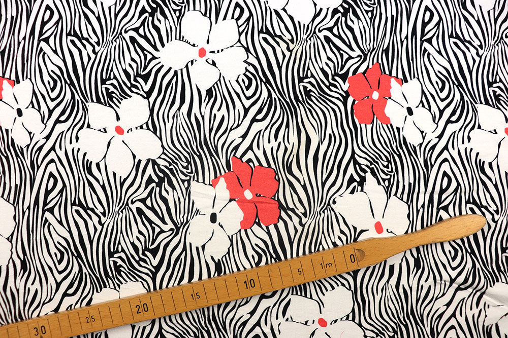 Animalisches Design auf herrlich weichem Jersey aus Viskose und Elasthan - bequem, modisch, zum Top-Preis! Sp155278 Sale Viskosejersey - Zebra Flower