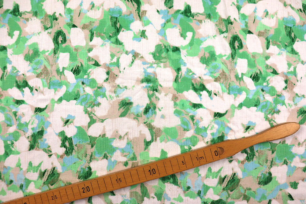 Farbprächtiges Design auf herrlich weichem Jersey aus Viskose und Elasthan - bequem, modisch, zum Top-Preis! Sp155280 Sonderposten NEU Viskosejersey - Green Dreams