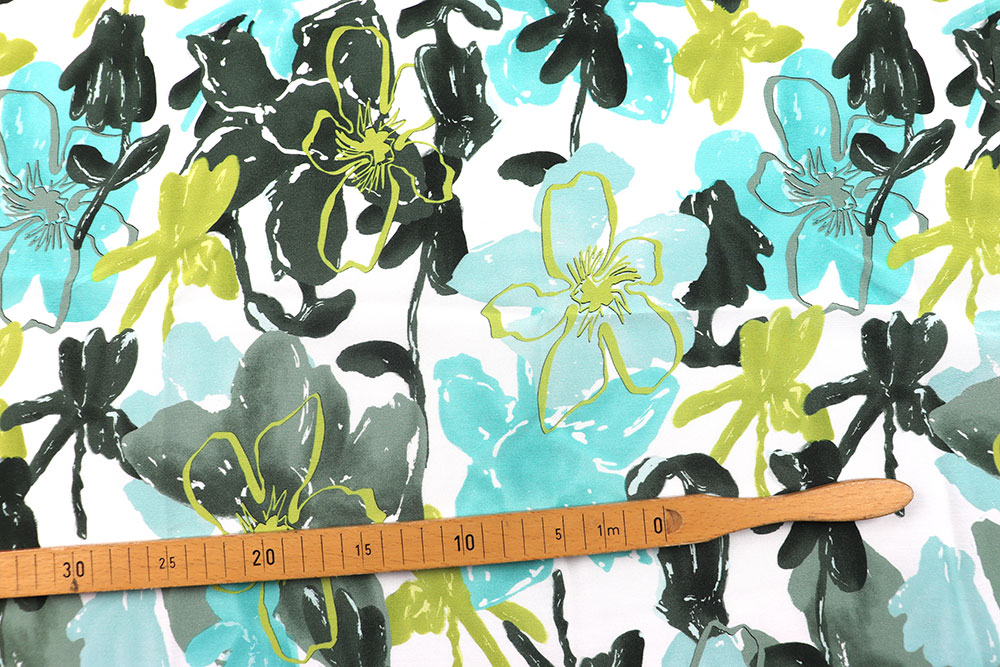 Modisches Design auf herrlich geschmeidiger Viskose - ein hautschmeichelnder Traum für Stilbewusste! Sp155300 Blusenstoffe Viskosestoff - Sunny Flowers