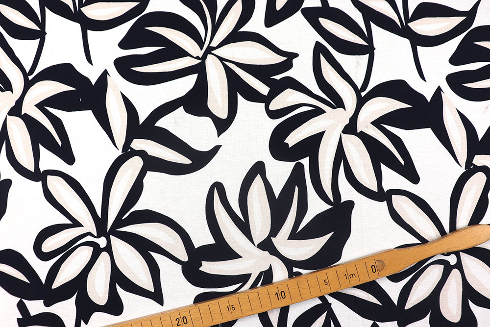 Florales Design auf herrlich weichem Jersey aus Viskose und Elasthan - bequem, modisch, zum Top-Preis! Sp155366 S4 Sonderposten NEU Viskosejersey - Florili