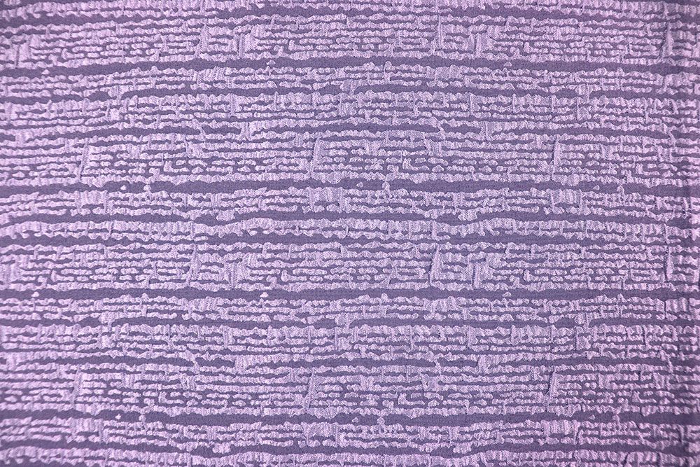 Strukturierter Stoff in feschem Lilaton für Blusen und mehr Sp155394 Sonderposten NEU Bekleidungsstoff - Shiny Structure - Lila