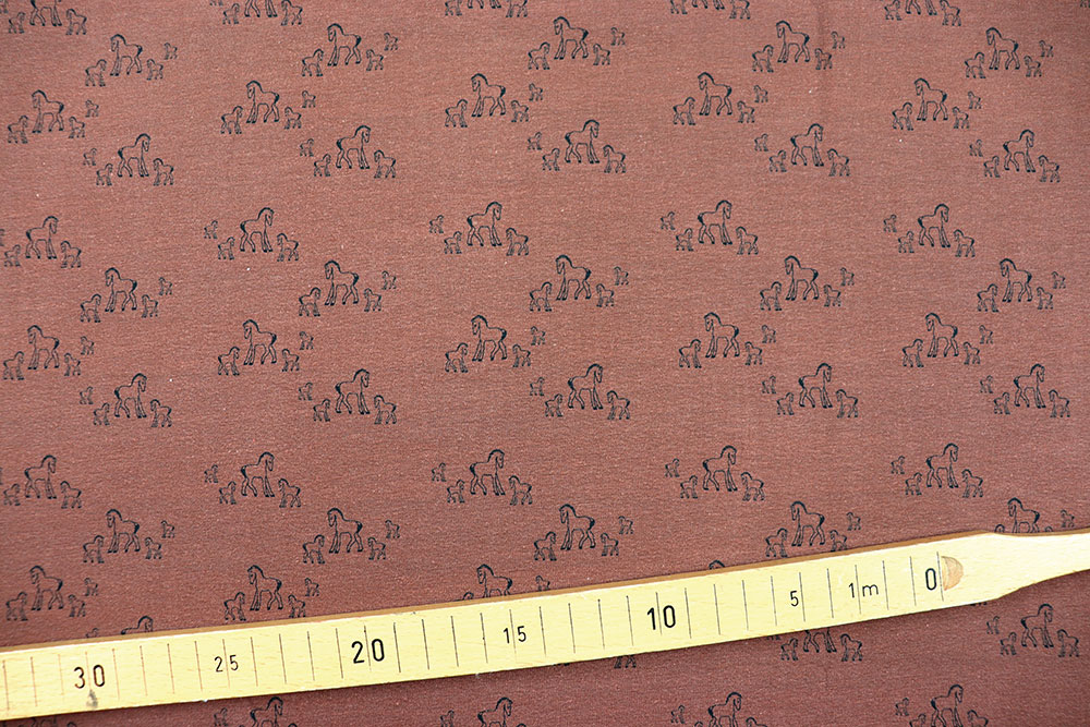 Niedlicher Jersey für Tierfans und Pferdefreunde! Sp165044 Jersey Pferde S4 Sale Jersey - Kleine Pferde - Kastanie