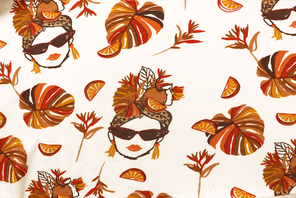 Exotisches Design mit Gesichtern, Palmenblättern und Zitrusfrüchten in leuchtenden Farben – sommerlich und trendy Sp165095 Jersey Tropic Orange S4y(1) Sale Jersey - Tropic - Orange