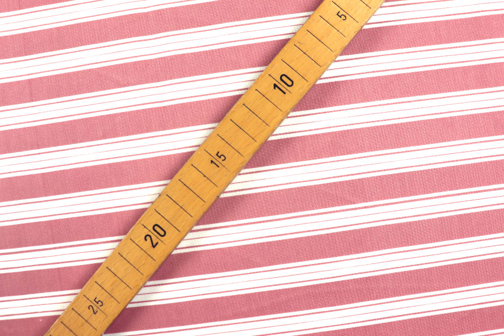 Gestreifter Deko-Satin für Gardinen, Bettwäsche und vieles mehr - überbreite Ware zum Spitzenpreis! Sp177001 Dekostoff Streifen S4 Bettwäsche-Stoffe Dekostoff - Streifen Dusty Rose - 280 cm
