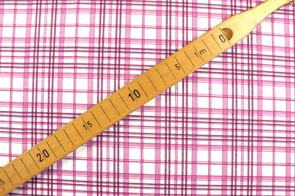 Karierter Deko-Satin für Gardinen, Bettwäsche und vieles mehr - überbreite Ware zum Spitzenpreis! Sp177006 Dekostoff Karo S4 Bettwäsche-Stoffe Dekostoff - Karo Rosy - 280 cm