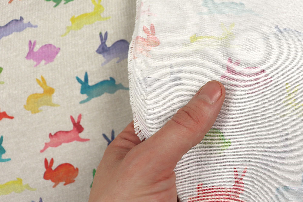 Knallbunte Hoppelhäschen auf pflegeleichtem Mischgewebe mit hohem Baumwollanteil - nicht nur zu Ostern ein Hingucker! Sp178001 Dekostoff Bunte Hasen S4 Digital-Drucke Dekostoff Digital - Bunte Hasen