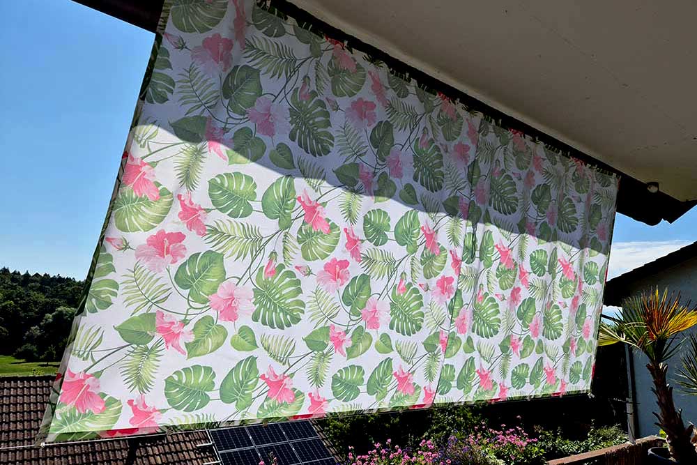 Leichter Deko-Stoff mit exotischem Blüten-Motiv 114 102372 Outdoorstoff Hibiskus Neu Outdoor Bezugsstoffe Outdoorstoff - Tropische Blüten