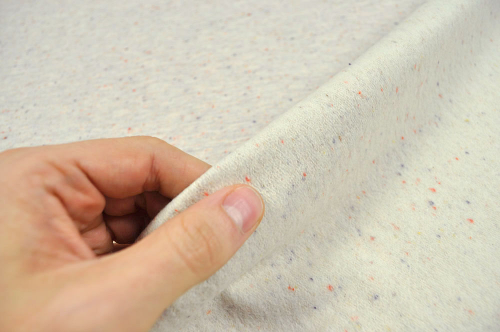 Hochwertiger weicher Stoff mit kunterbunten Sprenkeln  Bk5322020 Jersey Flanell Sprenkel Creme Melange S4y(1) Uni Jersey-Flanell - Sprenkel - Creme Melange