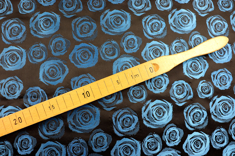Super edler Taftstoff mit elegantem Rosen-Muster mit Glitzerelementen! Bk7527 Taft Rosen S4 Taftstoffe Premium-Taft - Glitter Blue Roses