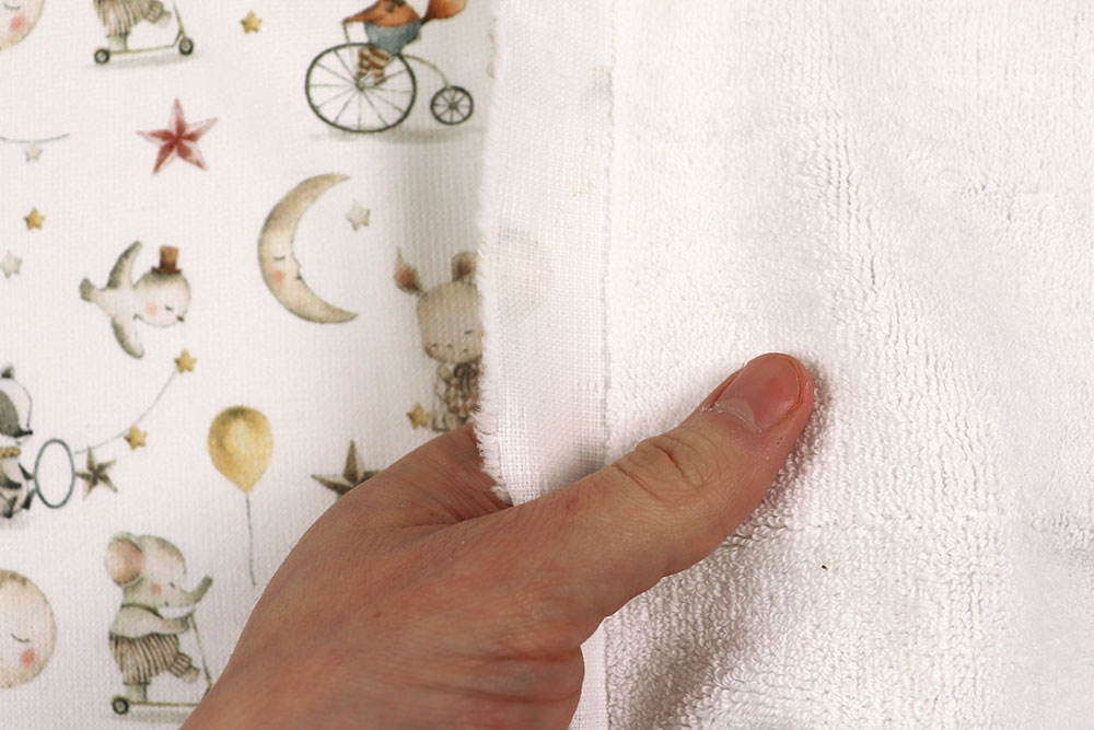 Super niedlicher, herrlich weicher, dicker Stoff mit Frottee-Rückseite, ideal für kuschelige Bademäntel, Krabbeldecken und mehr Bk7915 Frottee Baby Tiere R Frottee Frottee - Baby-Tiere