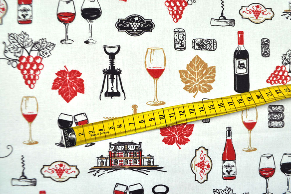 Sommeliers und Genießer kommen an diesem romantischen Stoff nicht vorbei! Co6636 Baumwollstoff Wein S4y Baumwolle sonstige Baumwoll-Dekostoff - Wine Tasting