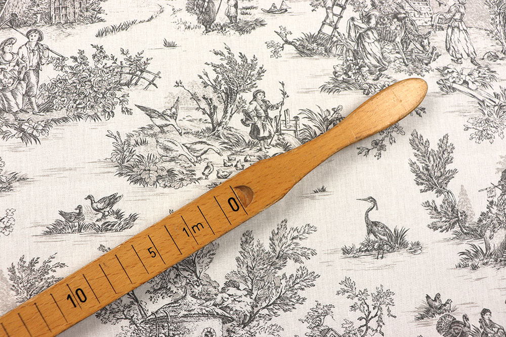 Schöner Baumwollstoff in Cretonne-Qualität mit nostalgischem Toile de Jouy Motiv in Überbreite Co6830 Baumwollstoff Toile Grau Übergardinen Baumwollstoff Toile de Jouy - 280 cm - Erntezeit - Grau