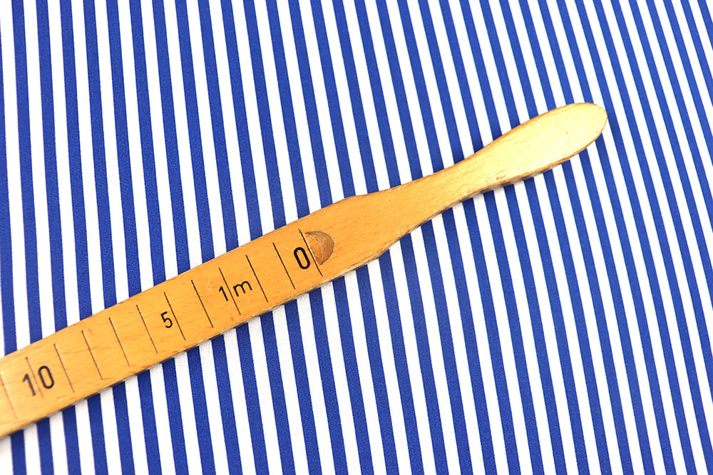 Bunt gestreifte Ware aus reiner Baumwolle in klassisch-zeitlosen Farben! Co6968540 Baumwollstoff Streifen Weiss Blau S4 Baumwolle Streifen Baumwollstoff - Streifen - Weiß/Blau