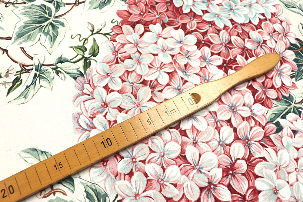 Prachtvolles Blumendesign im intensiven Digitaldruck auf feiner Baumwolle - Made in Italy! Co7011 Dekostoff Baumwolle Borduere Hortensien S4 Baumwolle Blumen Baumwoll-Dekostoff Digital - Hortensien