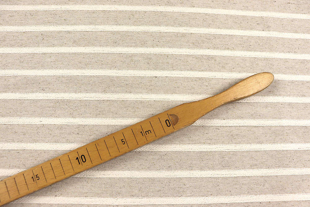 Erhabene Streifen im Stil von Zöpfen, verwebt in hochwertiges Mischgewebe im Leinenlook - ein dezenter Alleskönner in Überbreite! Ds3351 Jacquard Leinenoptik Zopfstreifen Dekostoffe Streifen Jacquard Leinenoptik - Zopf-Streifen - 280 cm