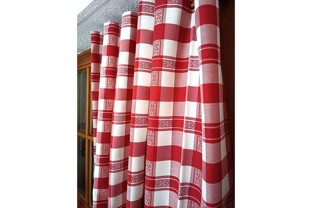 1A-Dekostoff mit Landhaus-Charakter - Made in Germany - Top-Qualität - Spitzenpreis! Ds5984 Dekostoff Landhaus Karo S4 Übergardinen Dekostoff - Garmisch