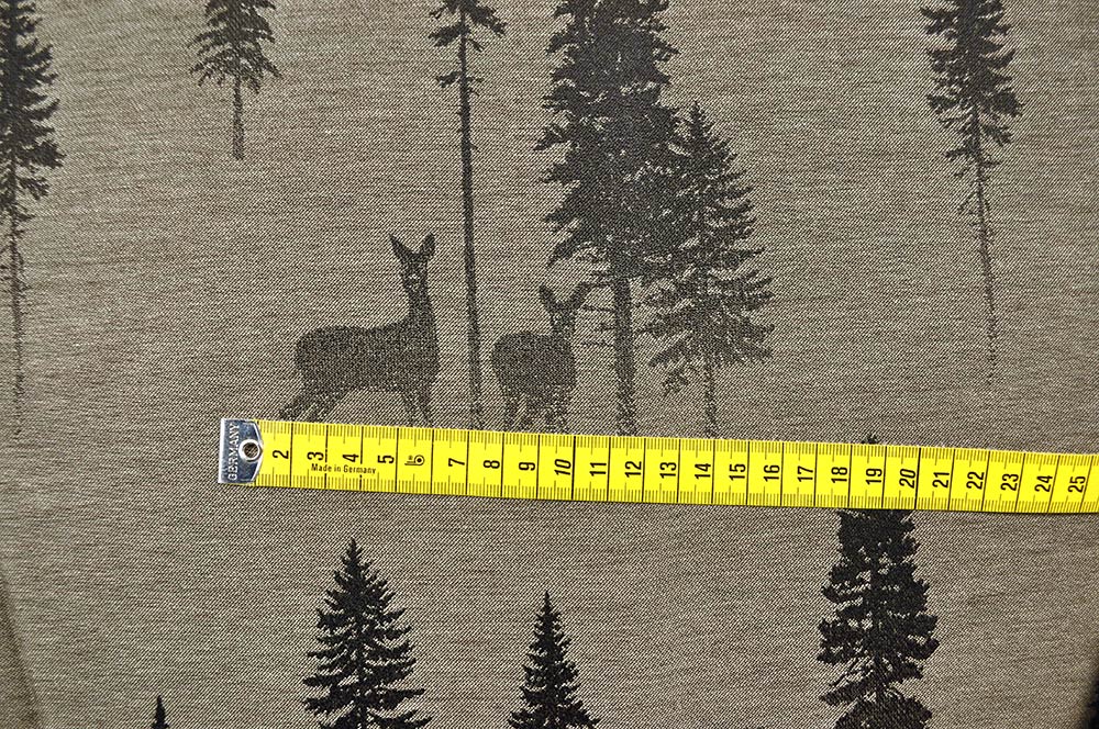 Haben Sie die scheuen Rehe schon entdeckt? Dieser hochwertige, leichte Jacquard sorgt für eine tolle Landhausatmosphäre Ds6042 Jacquard Hirsch Wald Braun S4 Übergardinen Dekostoff Jacquard - zweiseitig - Rehe im Wald - Hellbraun/Braun