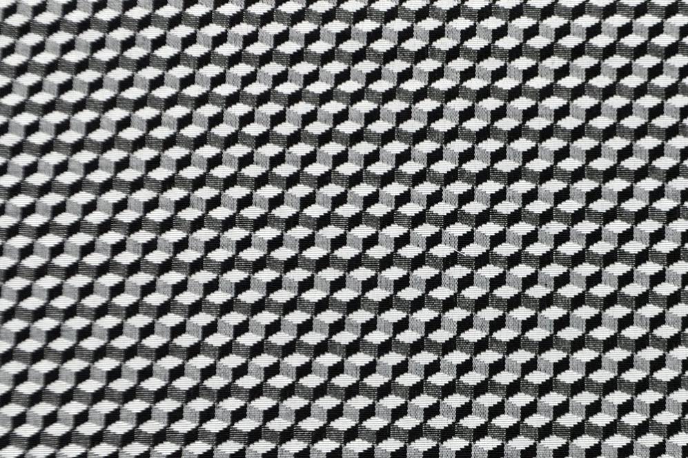 Modernes Design, verwoben in schwerem Mischgewebe - die schwarz-weiße Farbkombination hebt sich vom Einheitsbrei ab! Ds6135 Jacquard Wuerfel S4 Dekostoffe Jacquard Jacquard-Dekostoff - Cube Noir