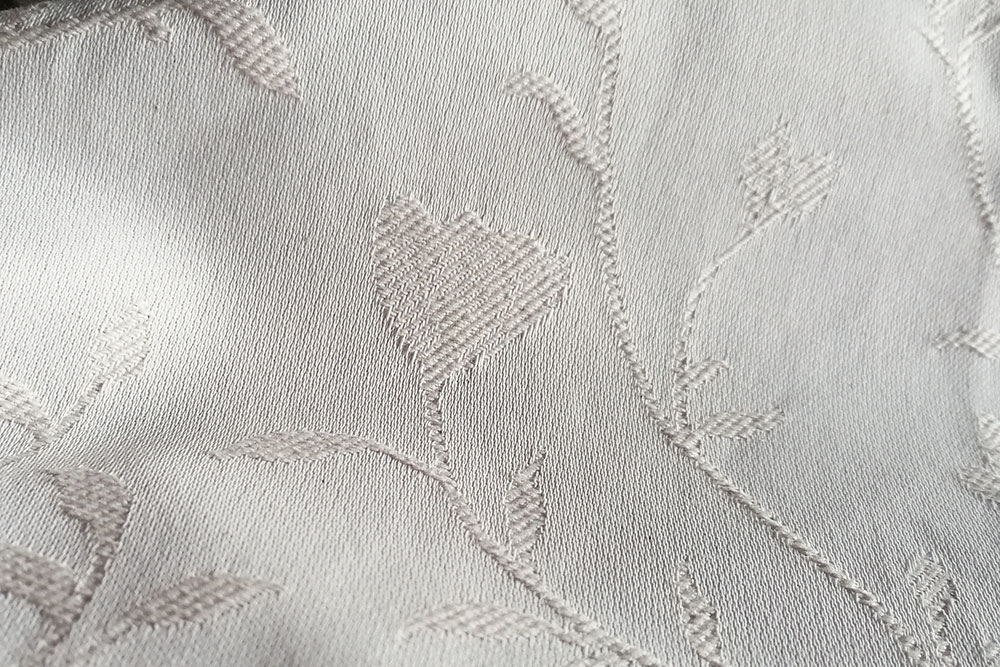 Absolut edler Dekostoff mit elegantem Ranken-Design, beidseitig verwendbar! Ds6154 Dekostoff Jacquard Ranken    S4 Blumen Dekostoff Jacquard Nature - Blütenranken