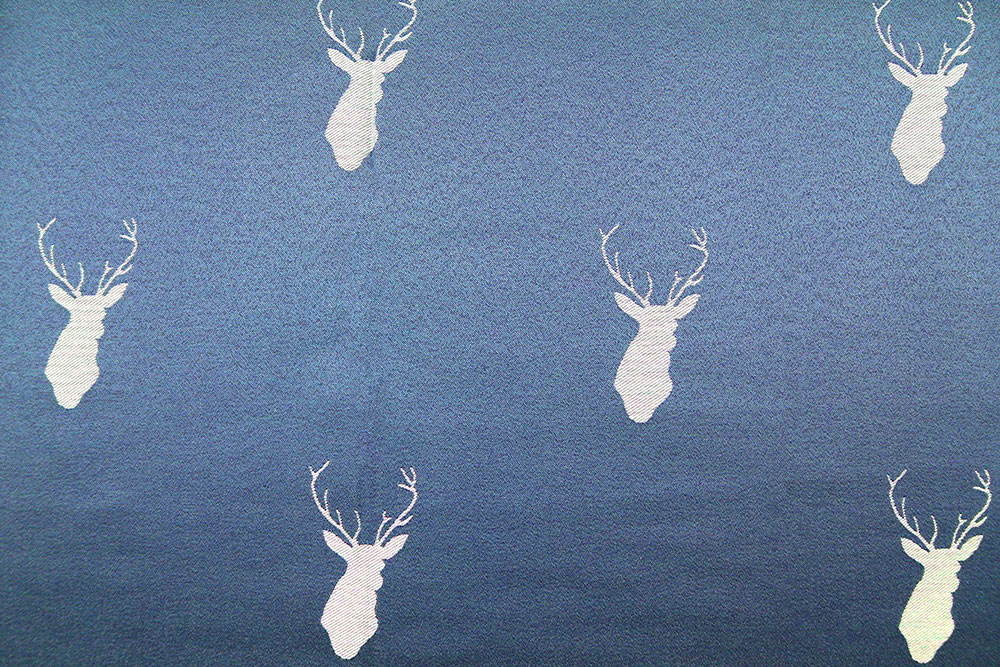 In Deutschland produzierter Stoff mit durchgewebtem Muster für Kissen, Vorhänge und mehr im Landhausstil! Ds6185 Jacquard Hirschkopf Blau Übergardinen Dekostoff Jacquard beidseitig - Hirschgeweih - Blau