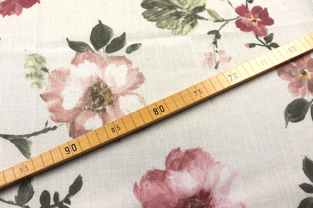 In Deutschland produzierter Stoff mit üppigem Rosenmotiv im Stil von Gardinenleinen Ds6187 Gardinenstoff Rosen S4 Übergardinen Gardinenstoff - Marias Rosen