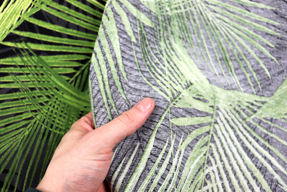 Dekostoff mit Palmblättern - realistische Optik auf pflegeleichtem Mischgewebe! Ds6329 Dekostoff Palmenwedel S4 Dekostoffe Pflanzen Dekostoff - Palmblätter