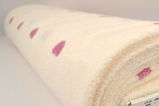 Pure Liebe für diesen Stoff - herrlich flauschig, weich, warm, wunderbar! Fl5218 Flausch Frottee Herzen Sherpa Fleece Flausch-Teddy bestickt - Herzchen