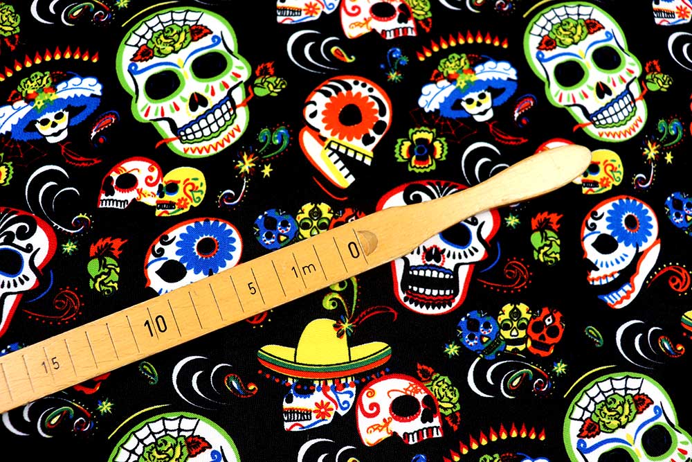 Buntes Gewebe, ein echter Allrounder für Kostüme, Dekorationen und vieles mehr Fn1315 Universalstoff Totenkoepfe Schwarz S4 Kostümstoffe Universalstoff - Dia de los Muertos
