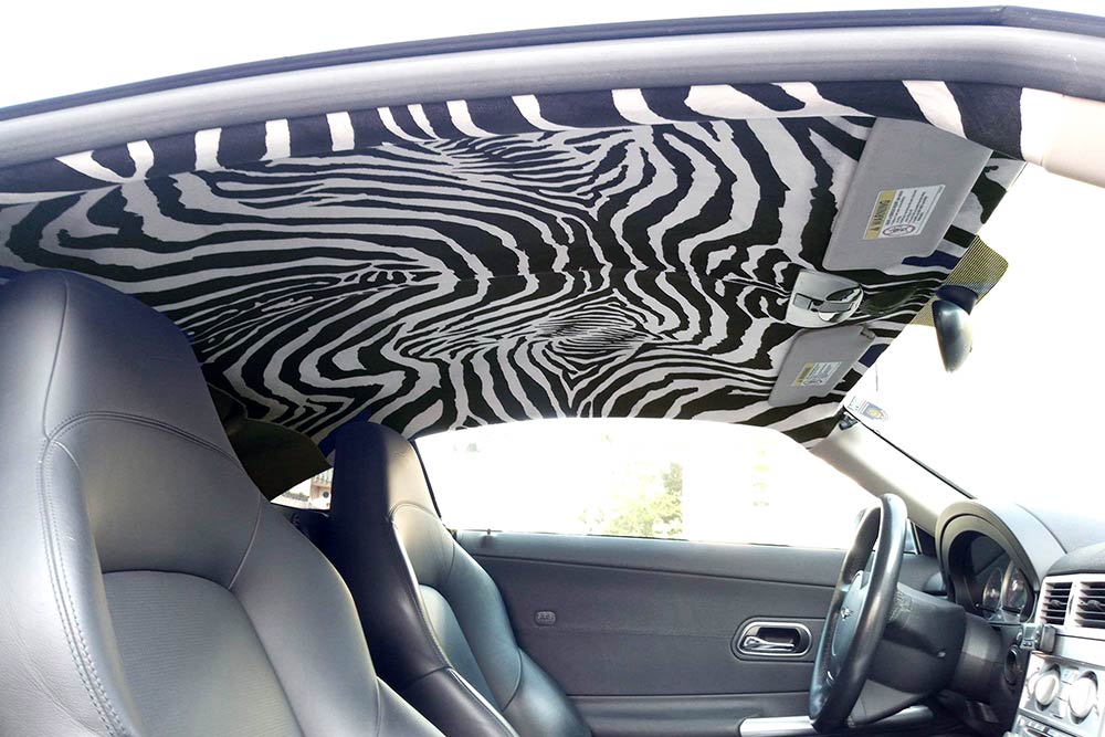 Der traumhaft weiche Griff eines Samtes, gepaart mit animalischer Optik Ms5081 Moebelsamt Zebra1 Samt Möbelsamt - Zebra