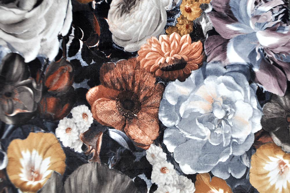 Traumhaft schöne, samtig-weiche Ware mit herausragenden techn. Eigenschaften - reißfest, lichtecht, reibecht, scheuerfest, Anti-Pilling etc. Ms5146 Moebel Samt Wasserabweisend Blumen Terra S4 Blumen Möbelsamt wasserabweisend - Fleurs de Chloé