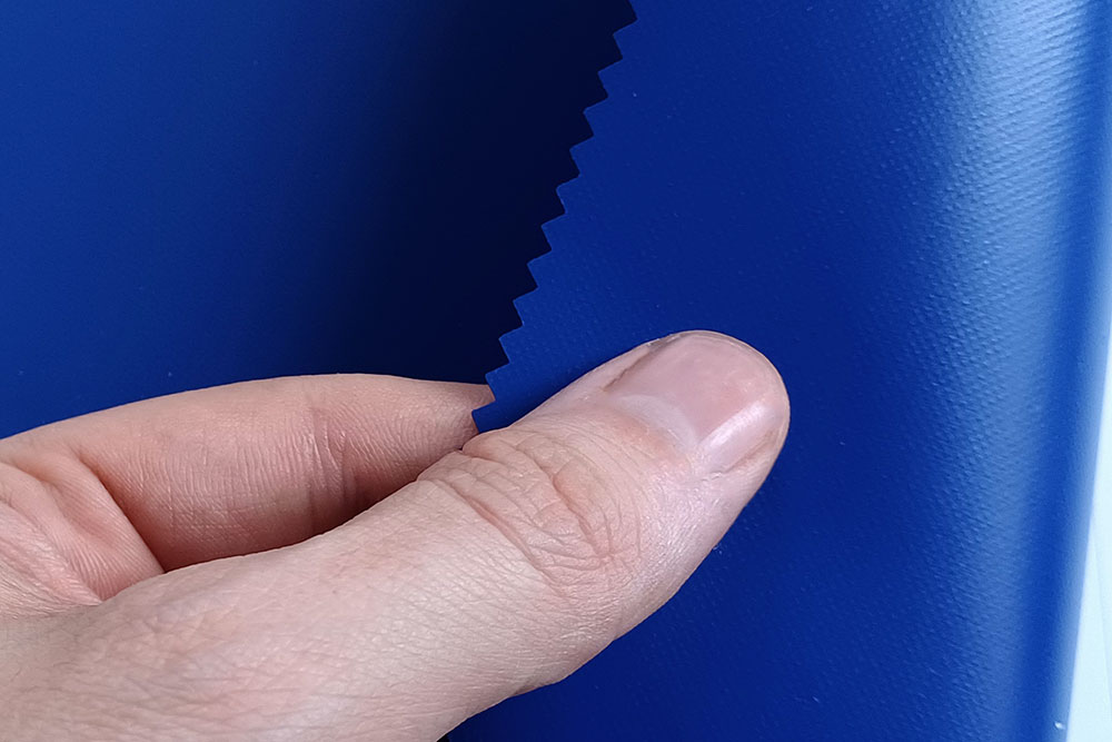 PVC-beschichteter, wasserdichter Zeltstoff in schwer entflammbarer Ausführung! Tg1280 Planenstoff 400g S4y Zeltstoff Hightech Zeltstoff PVC - B1 schwer entflammbar