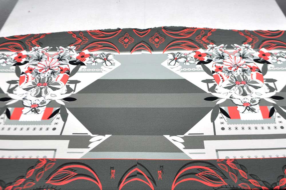 Abstraktes Design auf geschmeidigem Jersey, der jede Bewegung mitmacht! Sp145093 Paneljersey Frank Walder Viskose-Paneljersey - Milano
