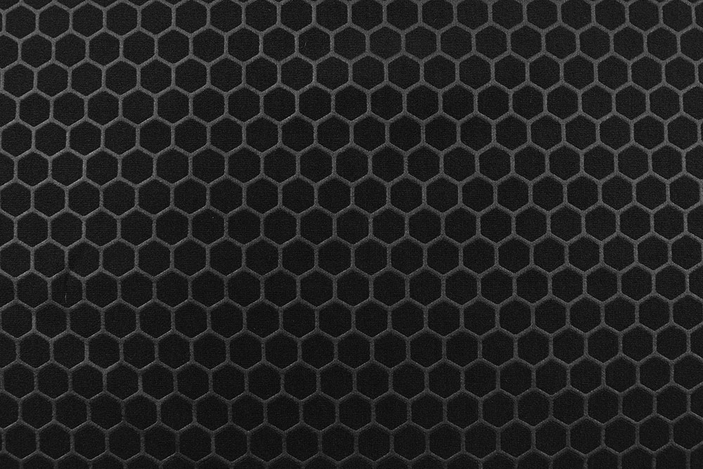 Robuster Softshell mit modernem Hexagon-Muster und wärmender schwarzer Fleece-Innenseite Sp167007 Softshell Hexagon Schwarz S4 Softshell Softshell Pro - Hexagon Black