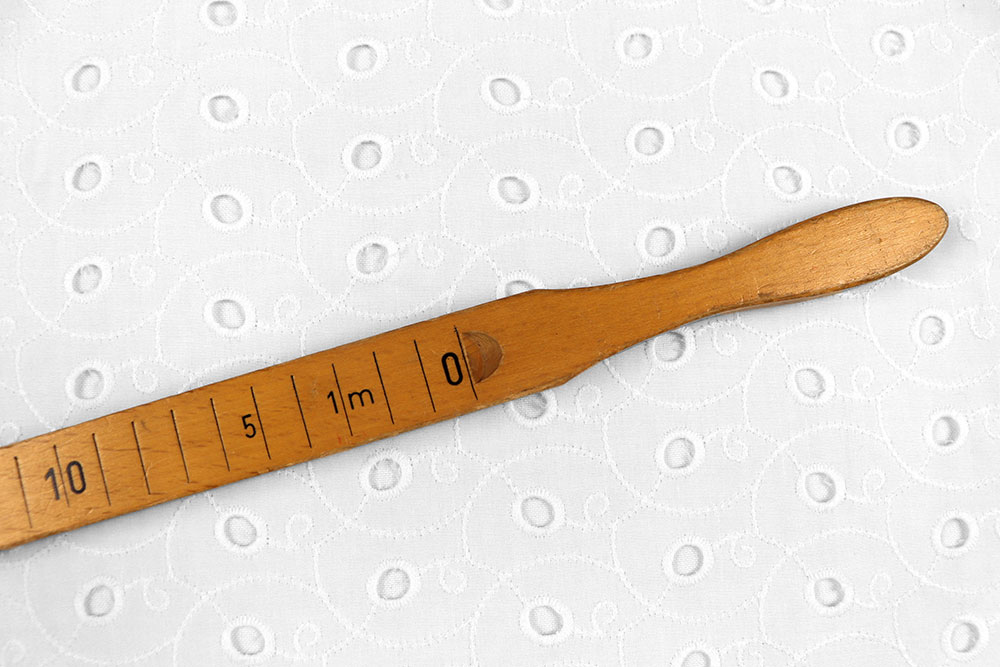 Eleganter Stoff für Trachtenmode, Kleider und vieles mehr Sp168025 Baumwolle Lochstickerei S4 Stickerei/Spitze Baumwoll-Lochstickerei - Anna