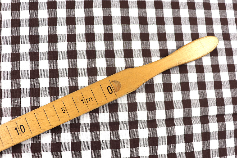 Absoluter Landhaus-Klassiker: Reine Baumwolle mit 160 g/qm und 10 mm kleinen Karos Sp174018 Vichy Karo Braun S4 Vichy Karo Vichy Karo - Braun/Weiß