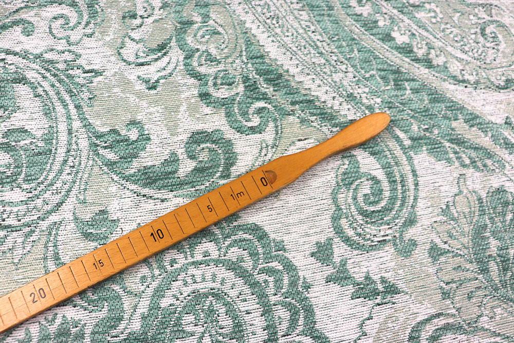 Edler Chenille-Möbelstoff mit opulentem, eingewebtem Muster - für edle Kreationen! Sp174025 Moebelstoff Paisley Gruen S4 Chenille-Stoffe Möbelstoff - Chenille Paisley - Grün