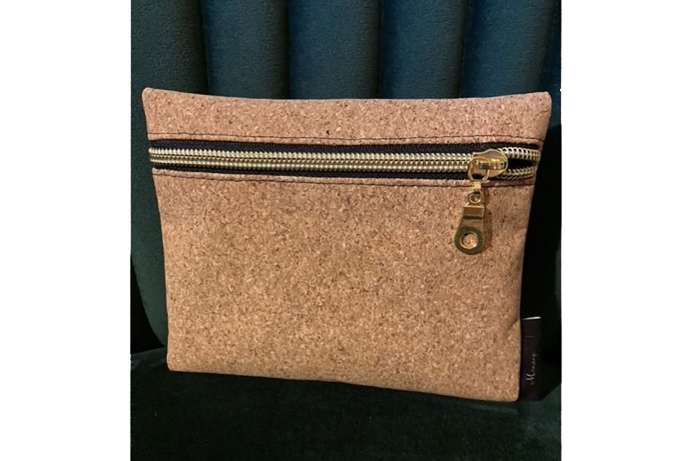 Hochwertiger Korkstoff mit feiner Struktur und herrlich weicher Rückseite aus Polyester-Baumwollgemisch Tg1149 Kork Stoff Fein Taschenstoffe Kork-Stoff Premium - fein
