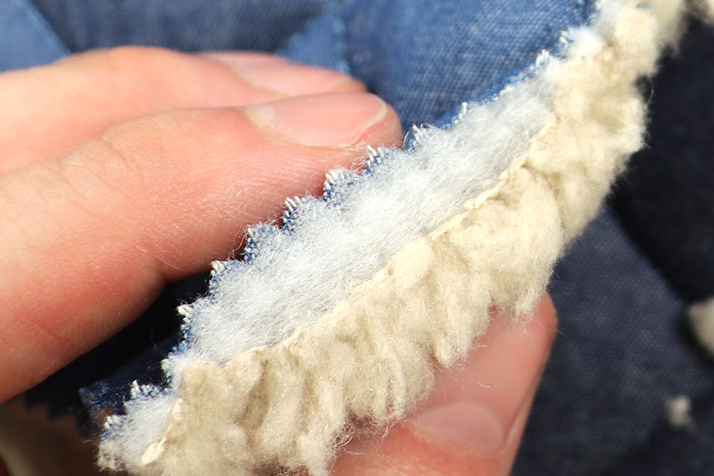 Dicker Wattestepper mit Denim-Vorderseite und Teddyflausch-Rückseite! Bk7518 Jeans Stepper(1) Watte/-Vlies Jeans-Stepper mit Flausch-Rückseite